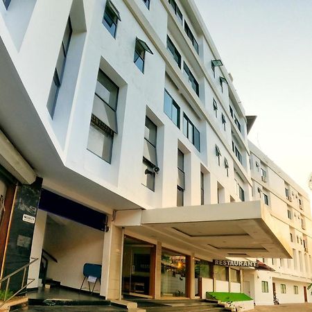 Green Park Residency Каннур Экстерьер фото
