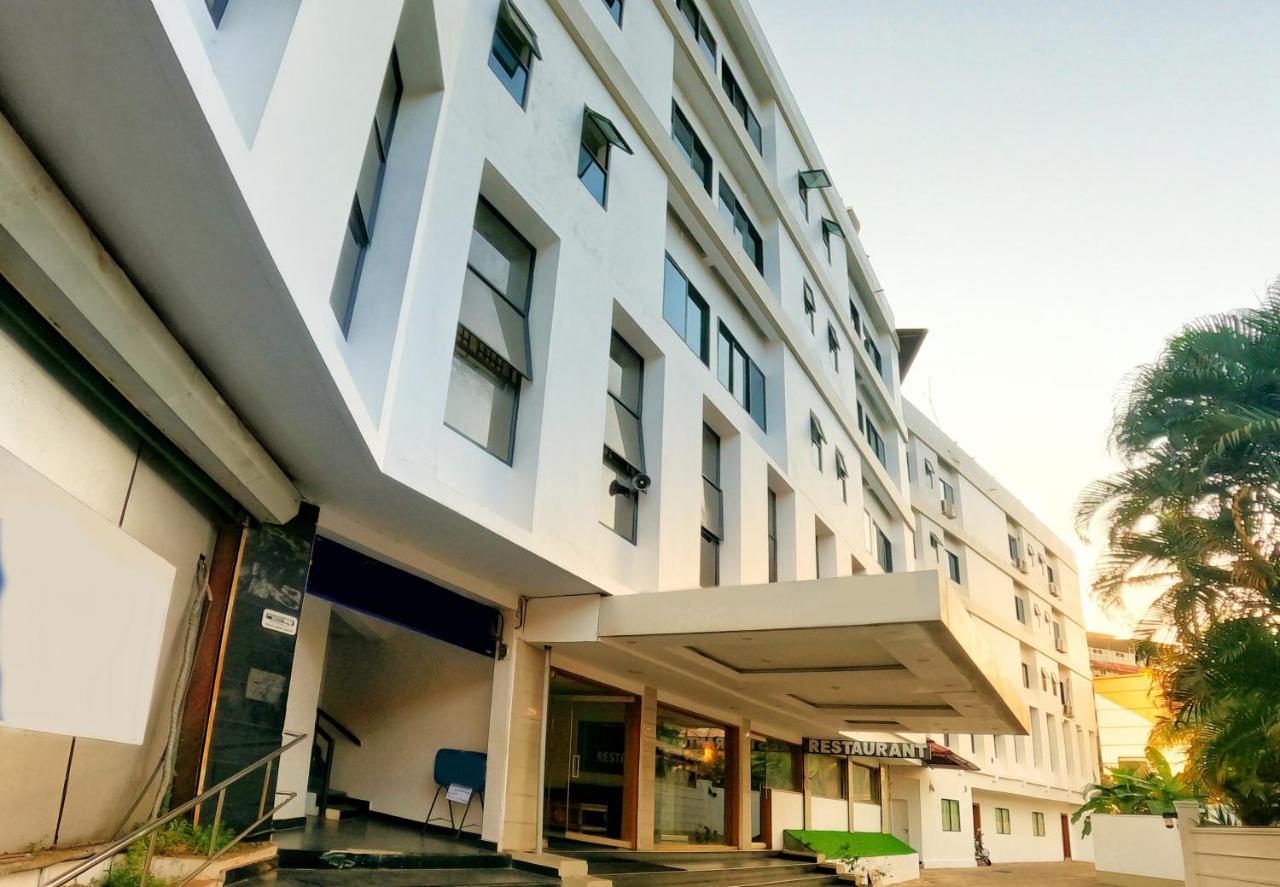 Green Park Residency Каннур Экстерьер фото